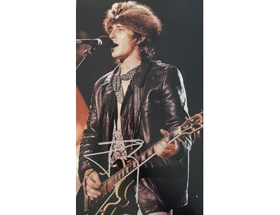 IZZY STRADLIN SIGNED PHOTO 

Izzy Stradlin Persona...