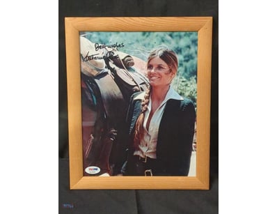 A FRAMED PHOTOGRAPH OF THE AMERICAN ACTRESS KATHAR...