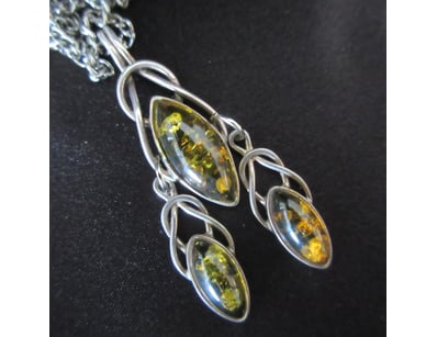 Vintage Estate Jewellery & Collectables (A981) - Lot 1