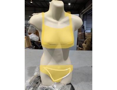 8x Female Busts, Various colours 

Sold as lot
...