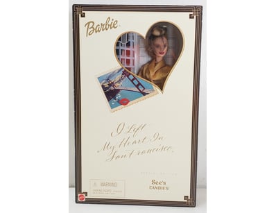 The Curio Collection (A979) - Lot 8206