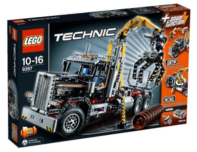 **UNRESERVED** LIFETIME COLLECTION OF LEGO PART... - Lot 232