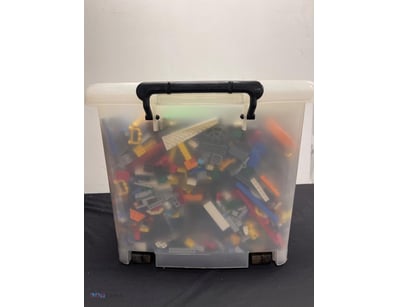 ASSORTED LEGO PIECES

11508+54

