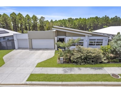 BID NOW - ENTERTAINER'S DREAM HOME - BRIBIE ISL... - Lot 239