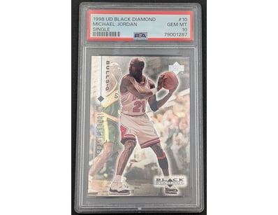 RARE & COLLECTABLE GRADED TRADING CARDS (A976) - Lot 524