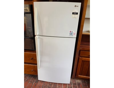 Cottles Bridge Winery Closure (VICA1006) - Lot 7