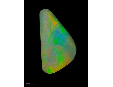 1.5 CARATS LIGHTNING RIDGE CRYSTAL OPAL FROM THE G...