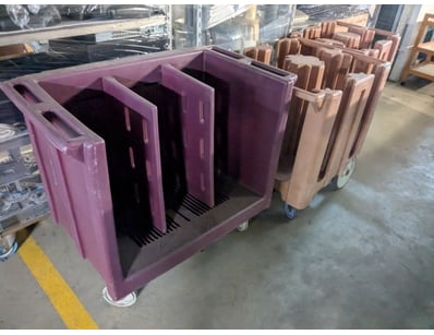 Professional-grade dish transport trolley system c...
