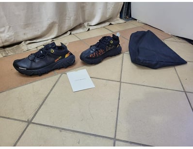 Sport, Leisure & Lifestyle (A999) - Lot 580