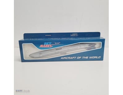 SKY MARKS BOEING AIRCRAFT MODEL - "AIRCRAFT OF THE...