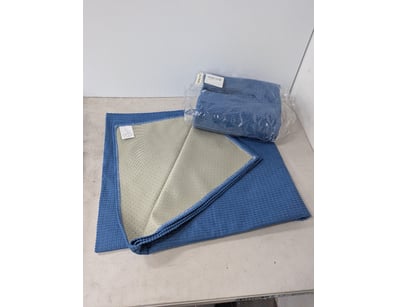 Anit scratch couch covers x 2, blue, 90 x 210


