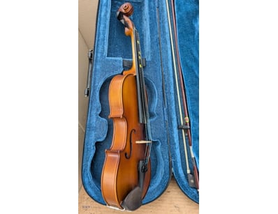 Arco Animato 2014 Violin With Bow, Shoulder Rest A...