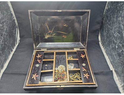 Antiques, Vintage & Interior Treasures (A1008) - Lot 257