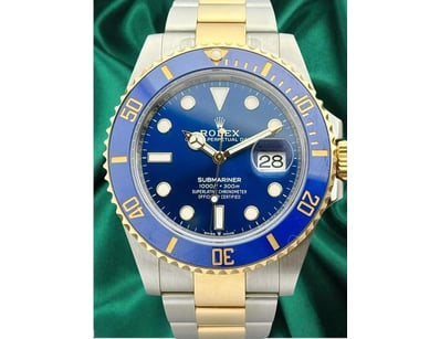 Luxury Watches (A975) - Lot 205