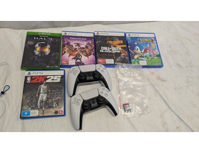 UNRESERVED Airport - Lost Property (A980) - Lot 635