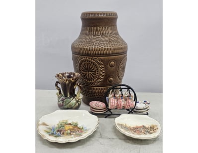 Antiques, Vintage & Interior Treasures  (A1005) - Lot 692