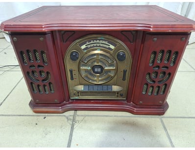 Linkman retro turntable entertainment system in ti...