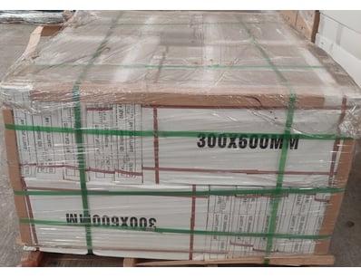 UNRESERVED Porcelain & Ceramic Tiles Business Cl... - Lot 12