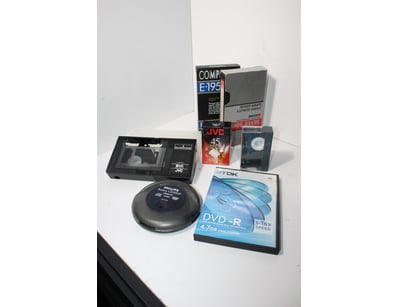 Gadgets, Music & Pastimes (A988) - Lot 76