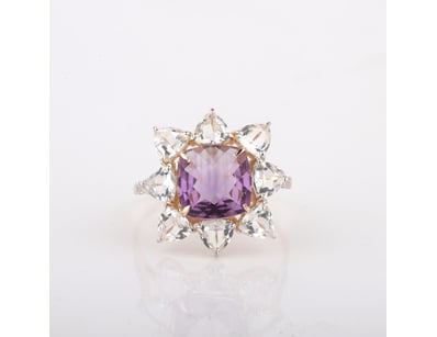 Affordable Jewellery Market (A1004) - Lot 648