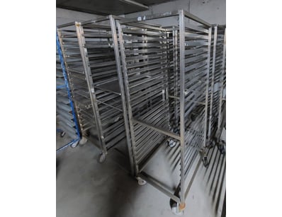 Abandoned Basement Catering Equipment - UNRESER... - Lot 155