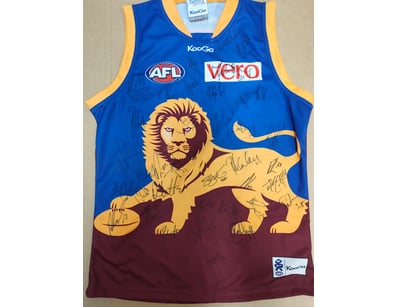 BRISBANE LIONS AFL TEAM SIGNED JERSEY - VERO SPONS...