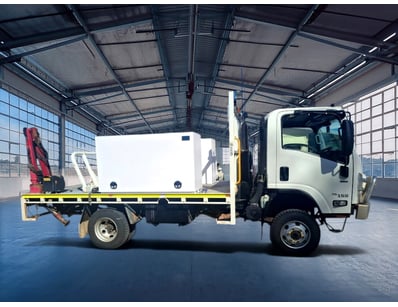 <b>2018 Isuzu Rodeo Single Cab Chassis - White - 1...