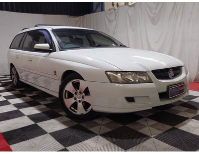 Passenger, Luxury & Commercial Vehicles Auction - Lot 960