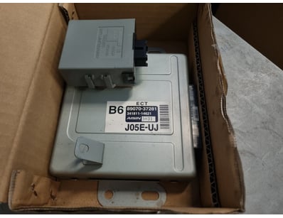 UNRESERVED Heavy Vehicle Mechanic Business Closu... - Lot 62