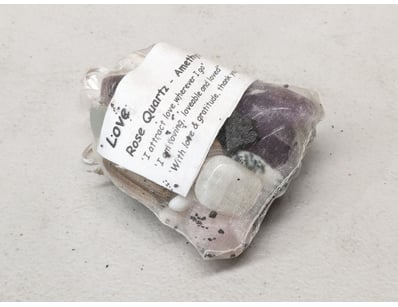 Antiques, Vintage & Interior Treasures (A1005) - Lot 923