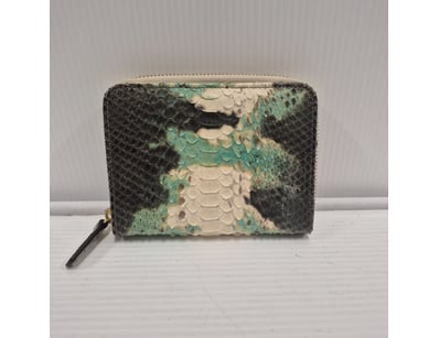 Designer Vault (A978) - Lot 7250