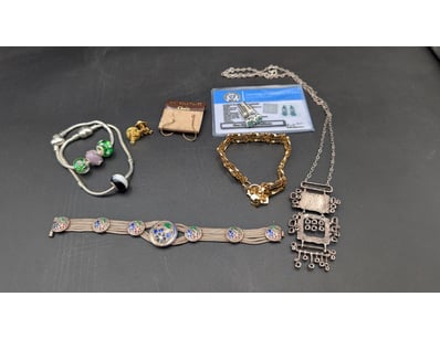 UNRESERVED Affordable Jewellery (A982) - Lot 6002