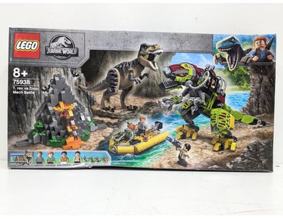 LEGO Jurassic World set 75938 "T. rex vs Dino-Mech...
