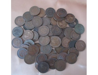 Vintage Estate Jewellery & Collectables (A981) - Lot 64