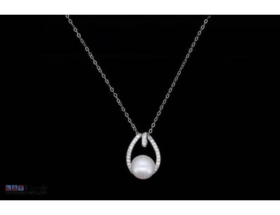 SOUTH SEA PEARL NECKLACE ON 925 SILVER - WITH CERT...