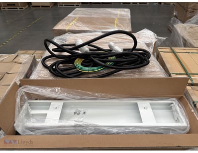 Pallet of solar accessories comprising parallel ac...