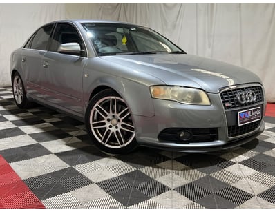 <b>2006 Audi A4 Sedan - Grey - 242,945km - 2.0L Pe...