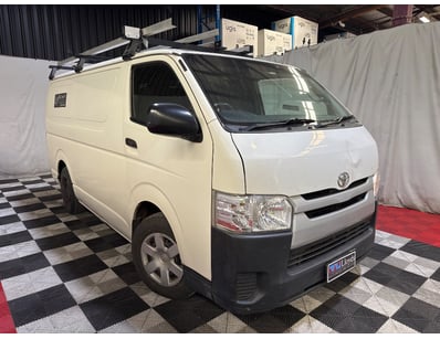 Trucks, Excavators, Tools & More (ON11900) - Lot 8