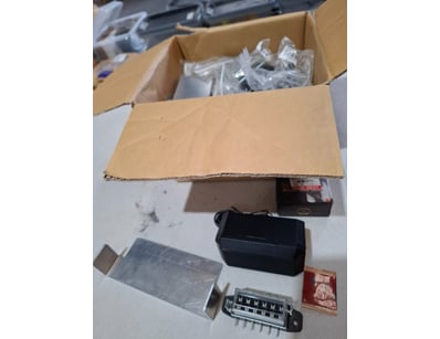 UNRESERVED Trimble Equipment & Accessories Wareh... - Lot 64