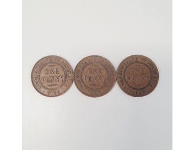 3X 1929 AUSTRALIAN ONE PENNY

488602+3


