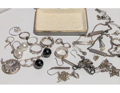 UNRESERVED Affordable Jewellery (A999) - Lot 184