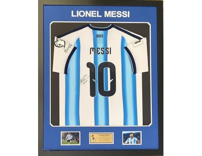 LIONEL MESSI PERSONLLY SIGNED 2026 ARGENTINIAN JER...