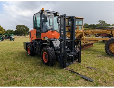 Earthmoving & Machinery Yard Clearance - Lot 14