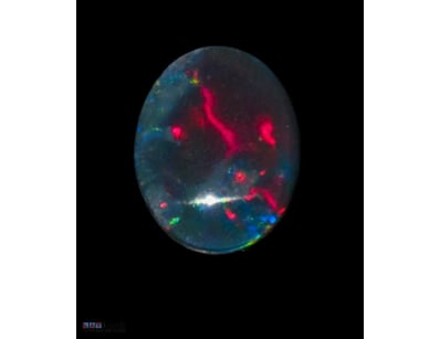 1.8 CARATS LIGHTNING RIDGE BLACK OPAL TRIPLET   

...