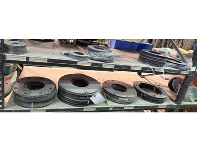 Unused Assorted Flange Gaskets, sizes include:

...