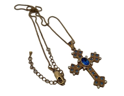 Luxury Pawnbroker Christmas Sale PART 1 (A984) - Lot 549