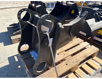 UNRESERVED Buckets & Attachments Clearance (ON4490) - Lot 47