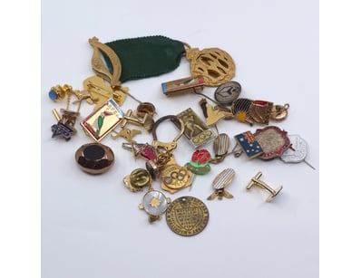 Antique & Vintage Showcase (A979) - Lot 3004