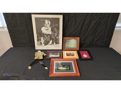 BUNDLE OF ELVIS MEMORABILIA INCLUDING 6X FRAMED IM...