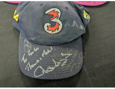 SIGNED MATTHEW HAYDEN ORIGINAL ONE DAY INTERMATION...